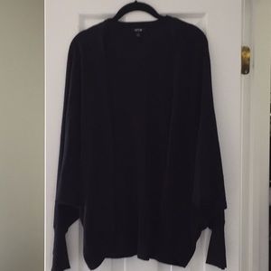 Black XL cocoon sweater.   white top not included
